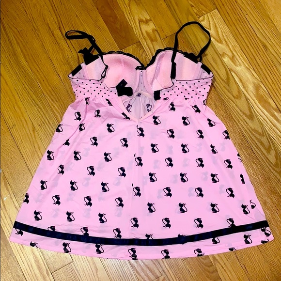 Pink intimate wear - Picture 2 of 3